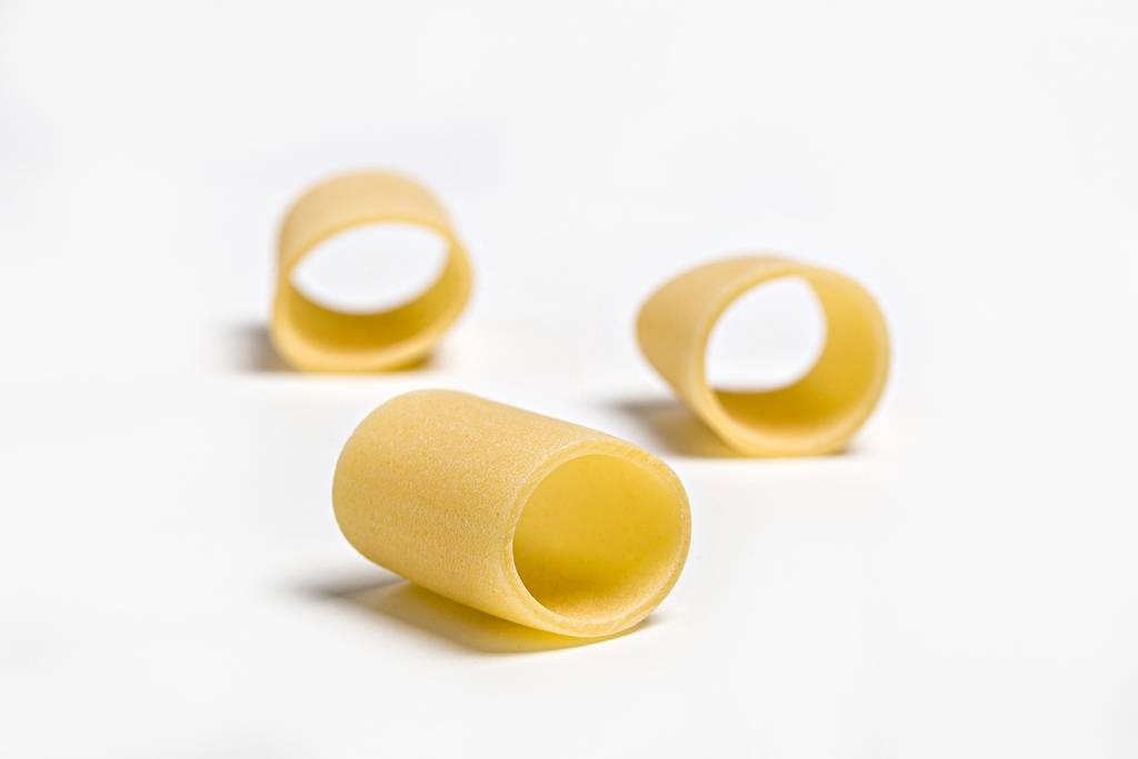 Pasta Mezzo Pacchero Oro Verrigni | AGÁPICO Pasta mezzo pacchero oro Verrigni trafilada en oro 100% trigo duro italiano