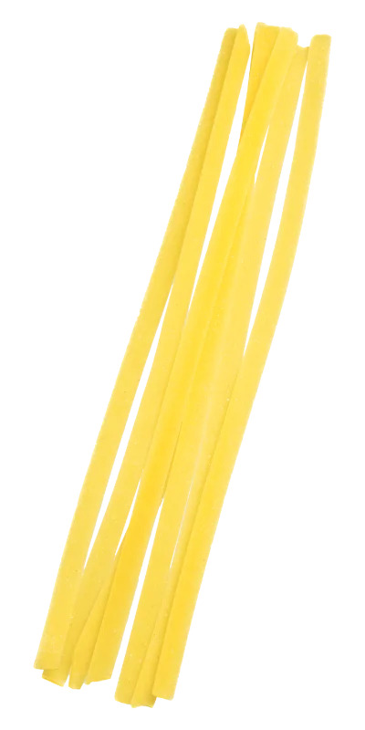 Tagliatelle Sin Gluten Maidea · Detalle pasta larga italiana Tagliatelle sin gluten Maidea en crudo, pasta larga plana elaborada con maíz, detalle de hebras sueltas antes de la cocción.