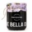 Aceitunas negras Bella di Cerignola Fratepietro en tarro de cristal con tapa decorativa sobre fondo blanco