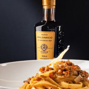 Vinagre Balsámico de Módena IGP Gold Malpighi 250 ml con pasta al ragú