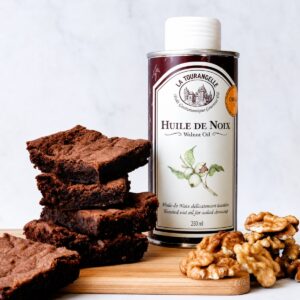 Aceite de Nuez Tostada La Tourangelle 250 ml con brownies y nueces