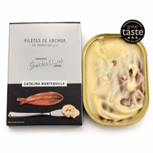 Anchoas de Santoña en mantequilla Conservas Catalina 12 filetes con lata abierta y estuche original