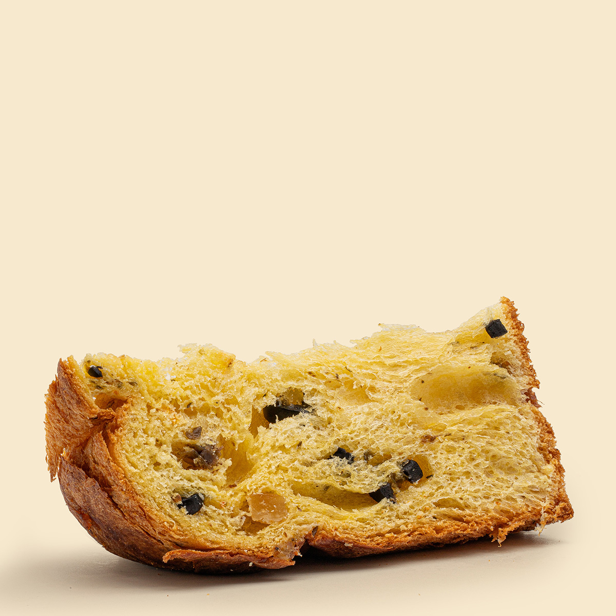 Panettone Mediterraneo Alajmo 750g Panettone Mediterraneo Alajmo 750g panettone artesanal de fermentación lenta