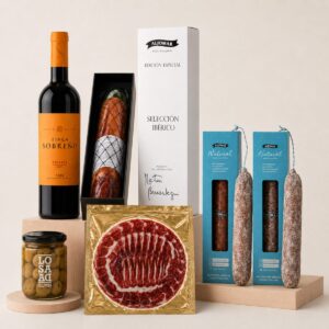 Cesta de Ibéricos Tradicionales de Salamanca y Vino Tinto con lomo, paleta, chorizo, salchichón, aceitunas y Finca Sobreño