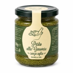 Pesto alla Genovese sin ajo Bamella 180 g en tarro de cristal sobre fondo blanco