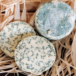 Queso azul Savel Airas Moniz 160g con veteado natural, elaborado en Galicia con leche cruda