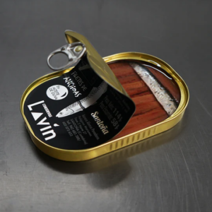 Anchoa del Cantábrico con piel hansa Serie Limitada Conservas Lavín 114 g abierta en aceite de oliva