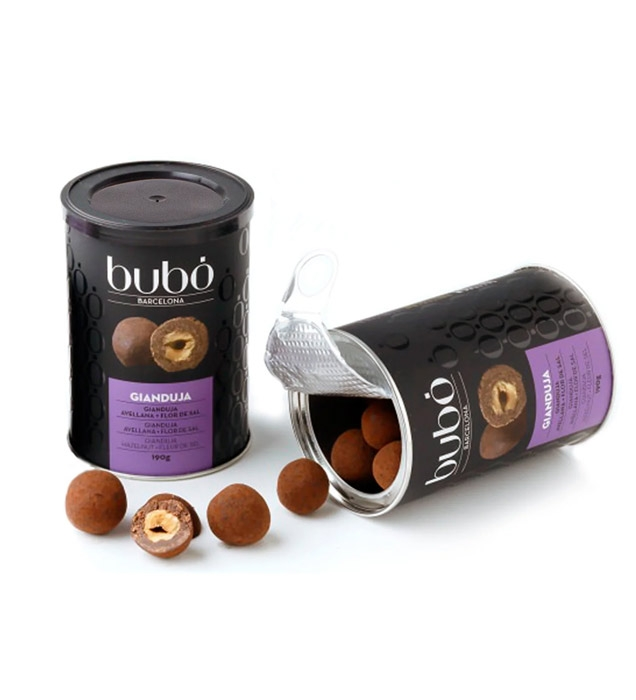 Gianduja BUBÓ Barcelona · Lata Abierta con Avellanas Gianduja BUBÓ Barcelona presentación abierta con avellanas recubiertas de chocolate