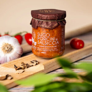 Salsa de setas porcini y salchicha Alpe Magna, salsa italiana artesanal con boletus y salchicha elaborada en las Dolomitas.