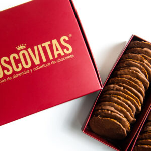 Moscovitas clásicas almendra y chocolate 250 g estuche abierto
