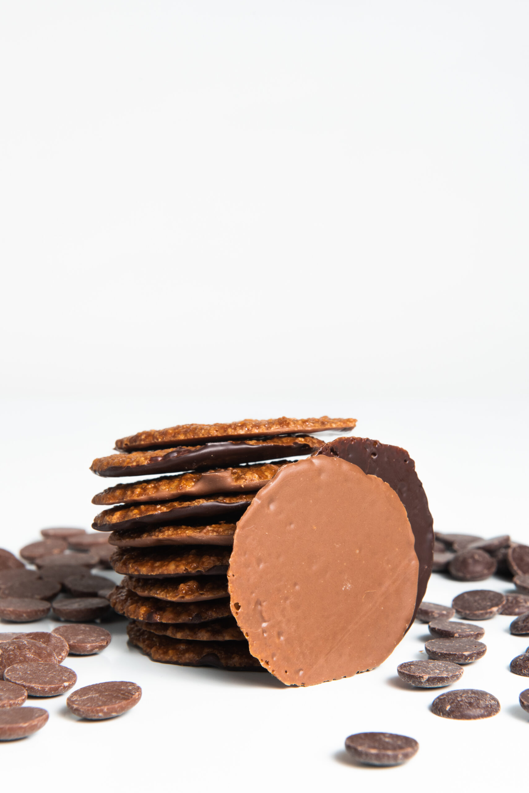 Moscovitas Mixtas 320 g · Textura Almendra y Chocolate Premium Detalle moscovitas mixtas almendra chocolate con leche y negro 320 g