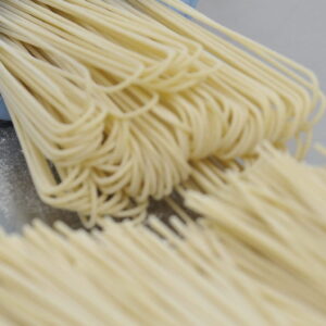 Espaguetis, pasta larga