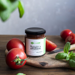 salsa tomate albahaca gourmet con ingredientes frescos para pasta