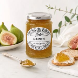 Mermelada de higo verde Tiptree Wilkin & Sons con queso, crackers e higos frescos