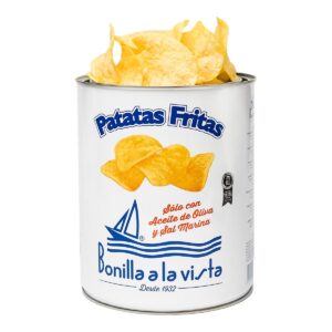 Patatas fritas Bonilla a la Vista con aceite de oliva y sal marina en lata abierta