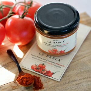 Salsa brava con pimentón ahumado Finca La Barca con tomate y pimentón