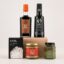 Cesta Despensa Gourmet de Autor Esencial con AOVE, balsámico, flor de sal, salsa Café de Paris y orégano