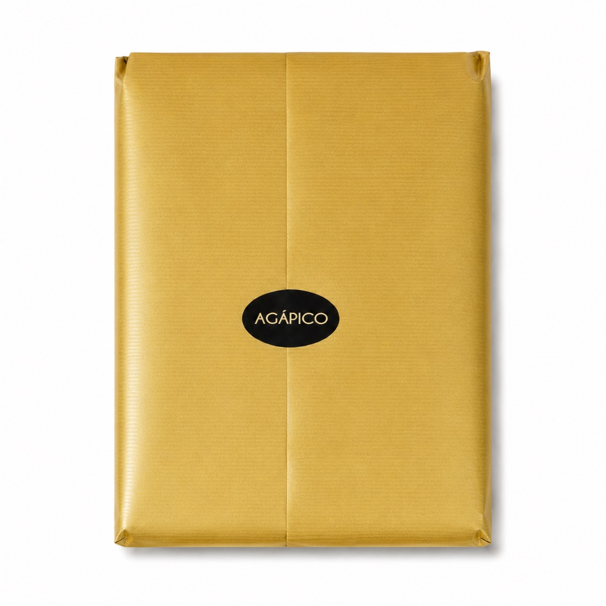 Caja de Regalo para 3 Botellas AGÁPICO · Cerrada Caja de Regalo para 3 Botellas AGÁPICO cerrada con acabado dorado y sello negro