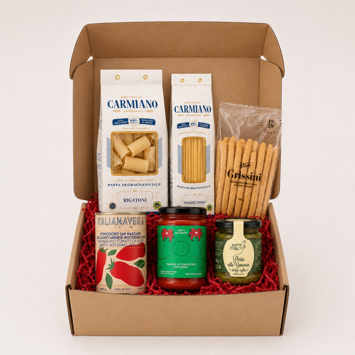 Cesta Corporativa Cena Italiana Gourmet · 6 Productos · Caja Regalo Cesta Corporativa Cena Italiana Gourmet 6 productos en caja regalo con pasta Carmiano, grissini, tomate San Marzano, passata datterino y pesto genovese