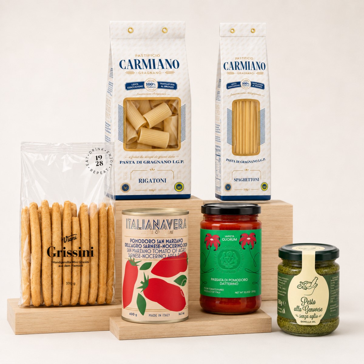 Cesta Corporativa Cena Italiana Gourmet · 6 Productos Cesta Corporativa Cena Italiana Gourmet 6 productos con pasta Carmiano, grissini, tomate San Marzano, passata datterino y pesto genovese