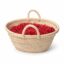 Cesta de mimbre vacía para regalo gourmet AGÁPICO con relleno rojo decorativo